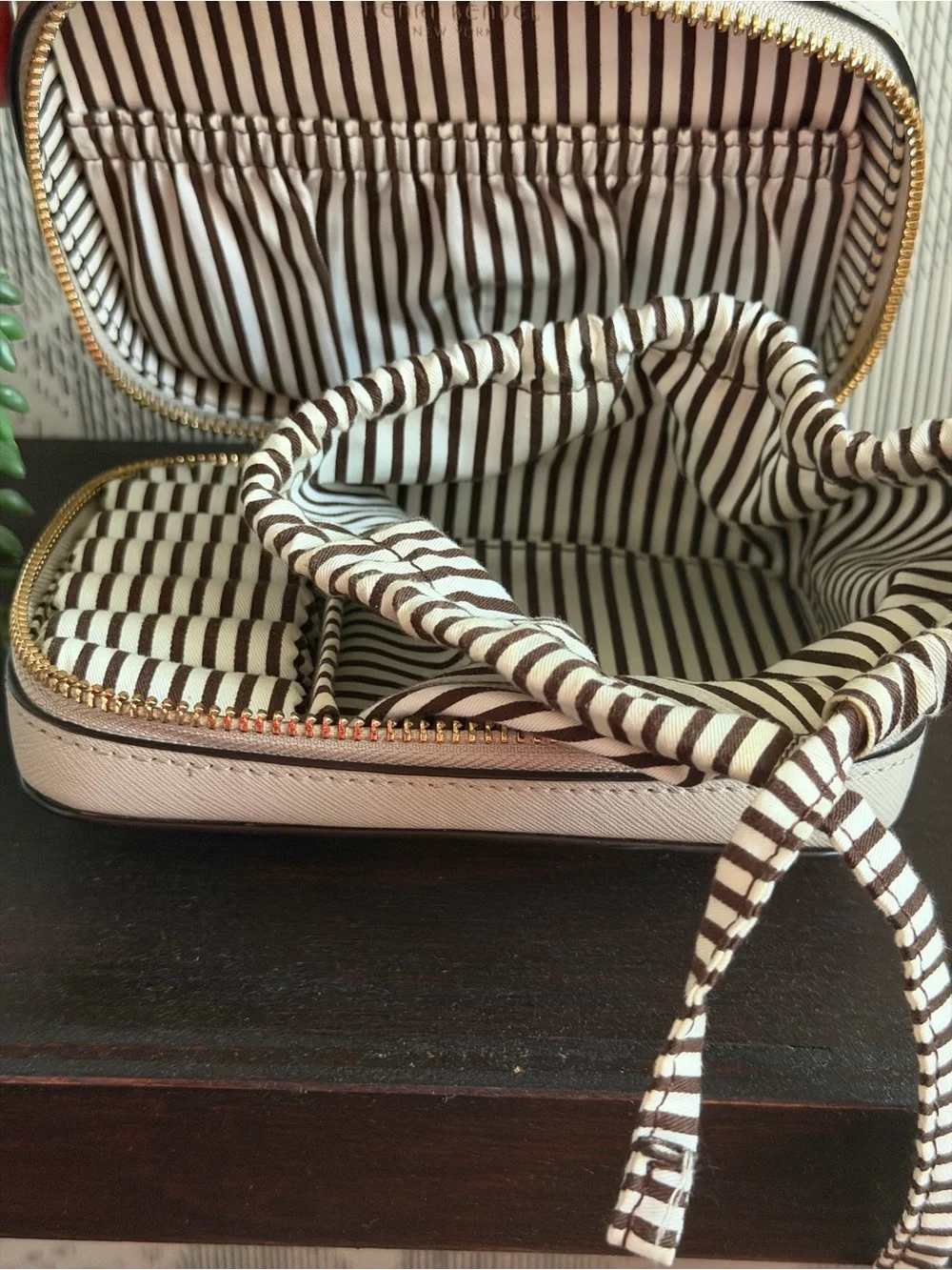 Henri Bendel West 57th Leather Travel Jewelry Case Box Organizer Ivory Black